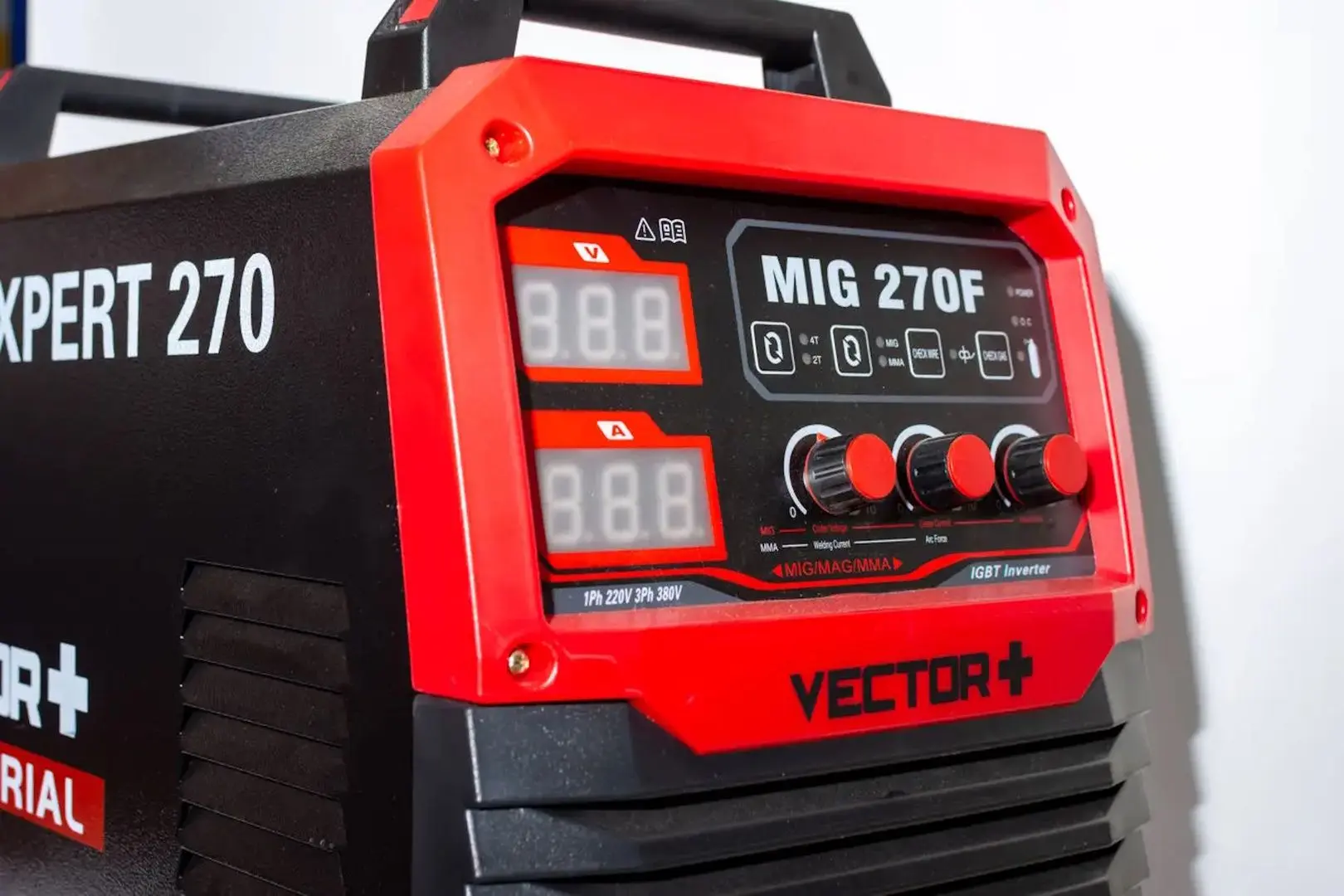 Aparat de sudat Vector Plus MIG270F (Black/Red)