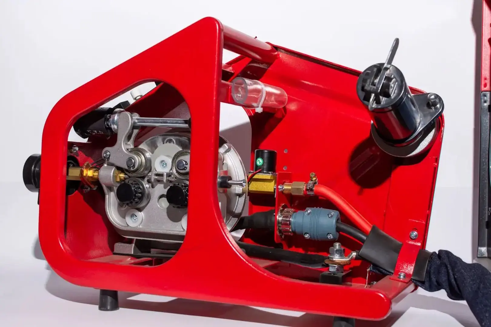 Aparat de sudat Vector Plus MIG500F (Black/Red)