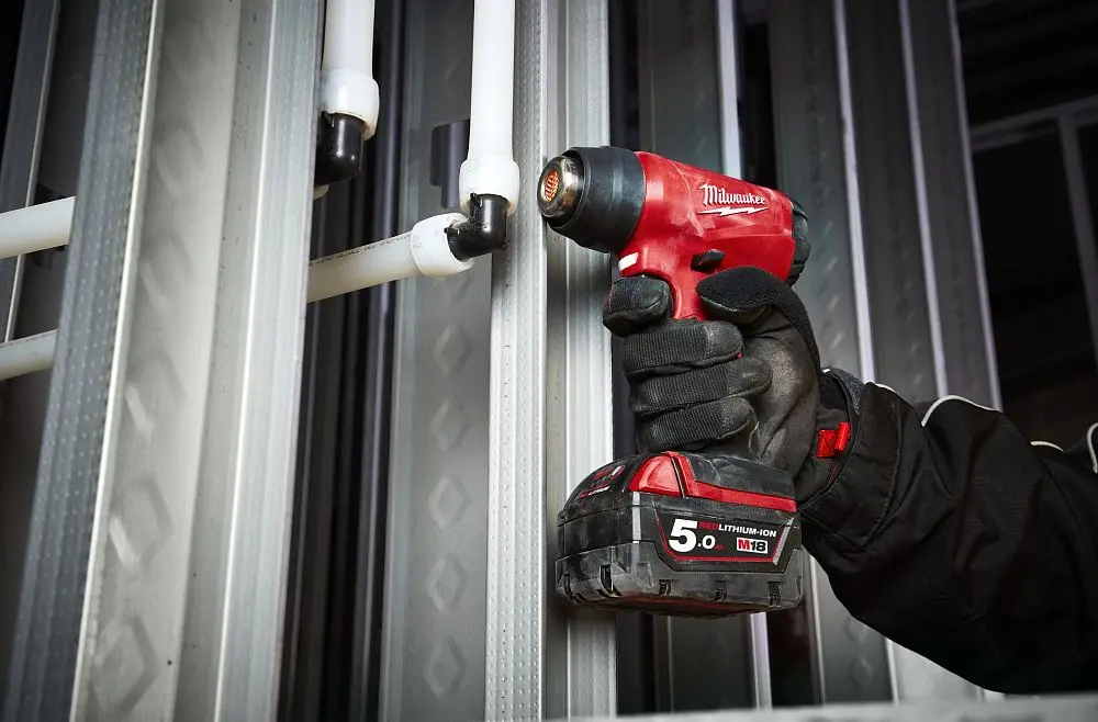 Технический фен аккумуляторный Milwaukee M18 BHG-0