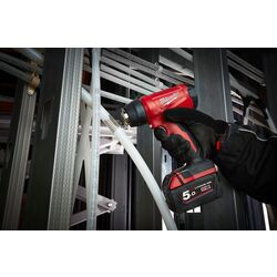 Технический фен аккумуляторный Milwaukee M18 BHG-0 Thumb
