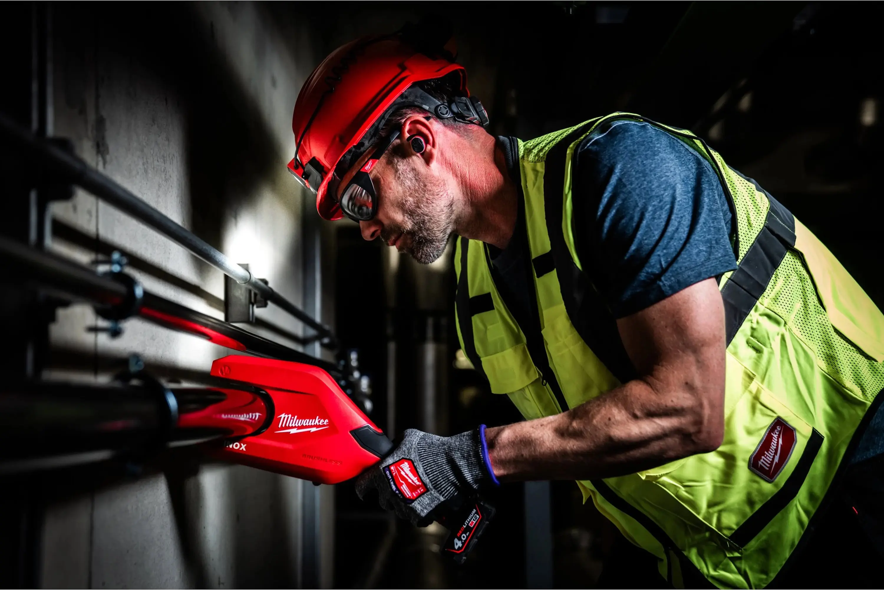 Аккумуляторный труборез Milwaukee M12PCS (4933498374) - 4