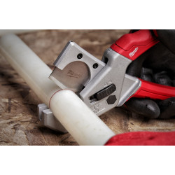 Taietor pentru tevi Milwaukee 4932479407 Thumb