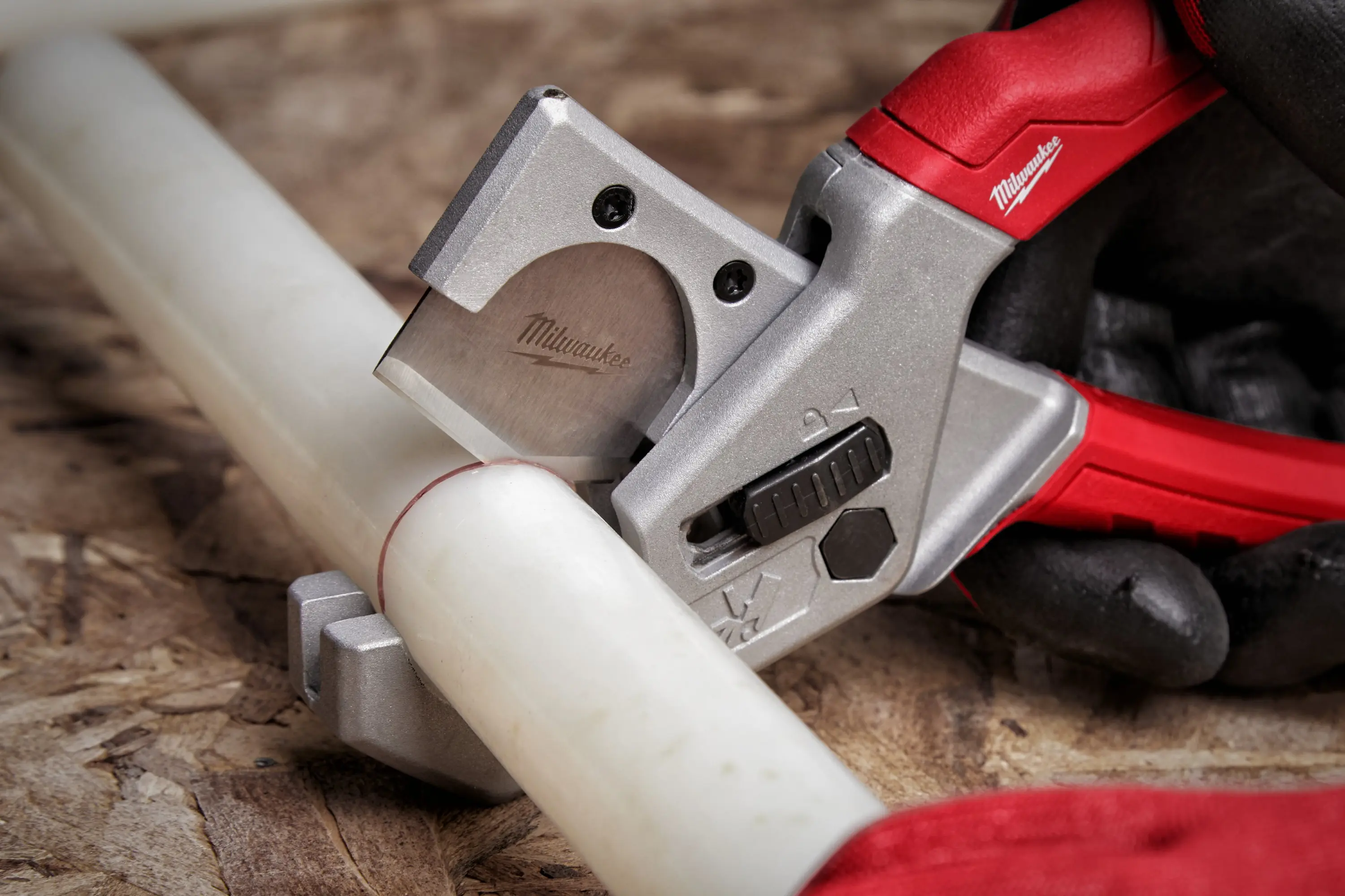 Taietor pentru tevi Milwaukee 4932479407 - 3
