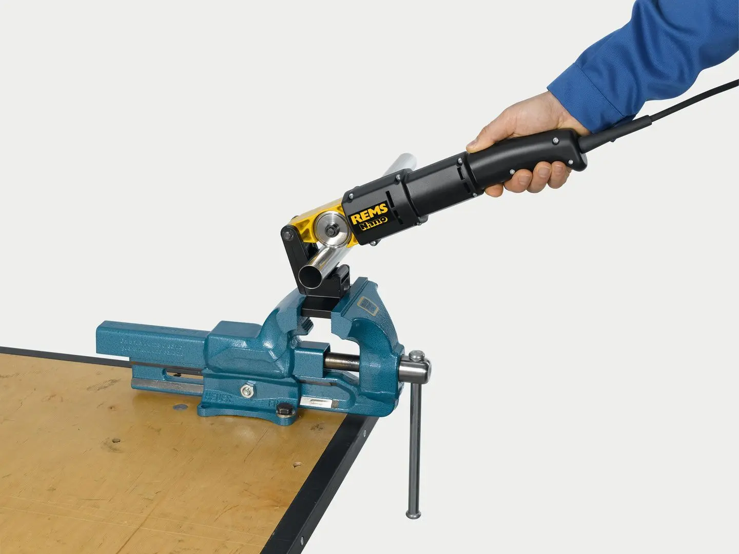 Электрический труборез Rems Nano 844010