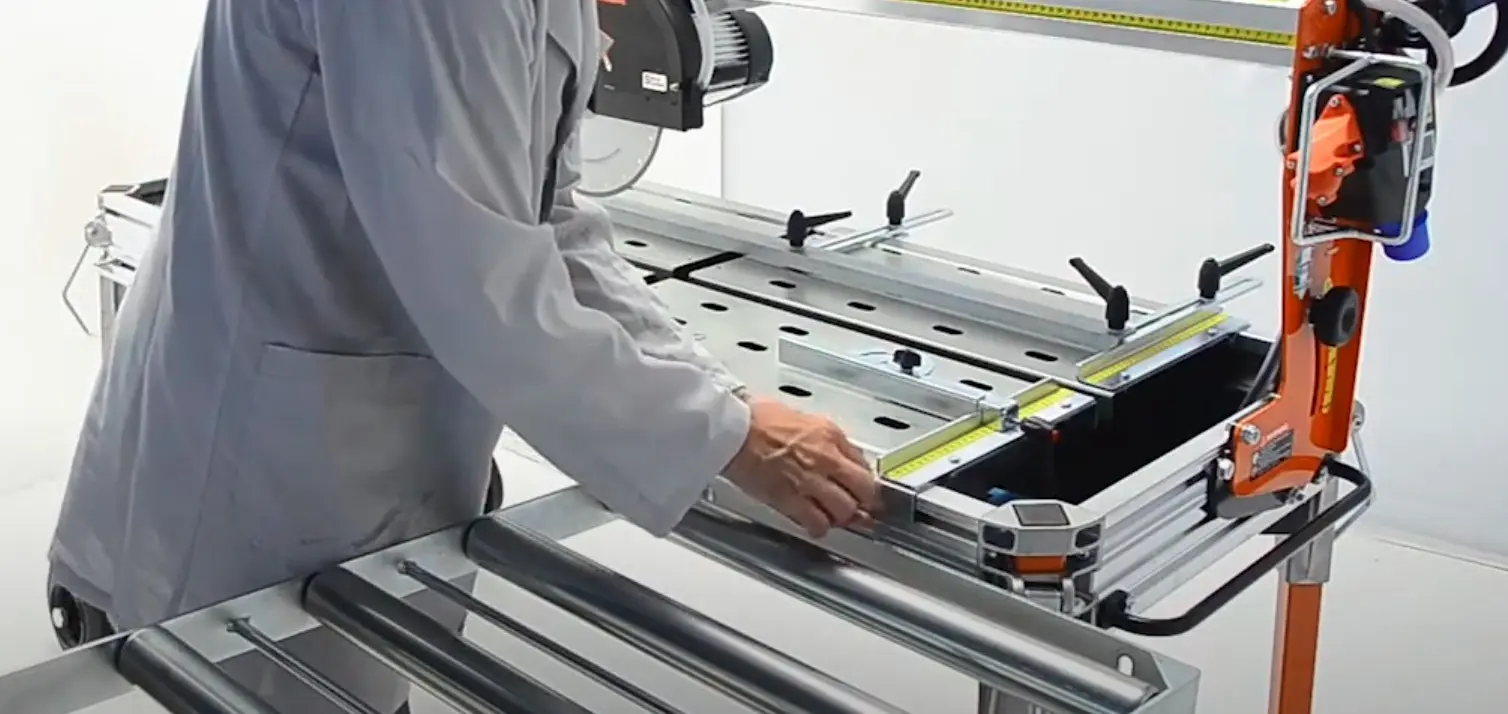 Стол дополнительный Battipav 90258C