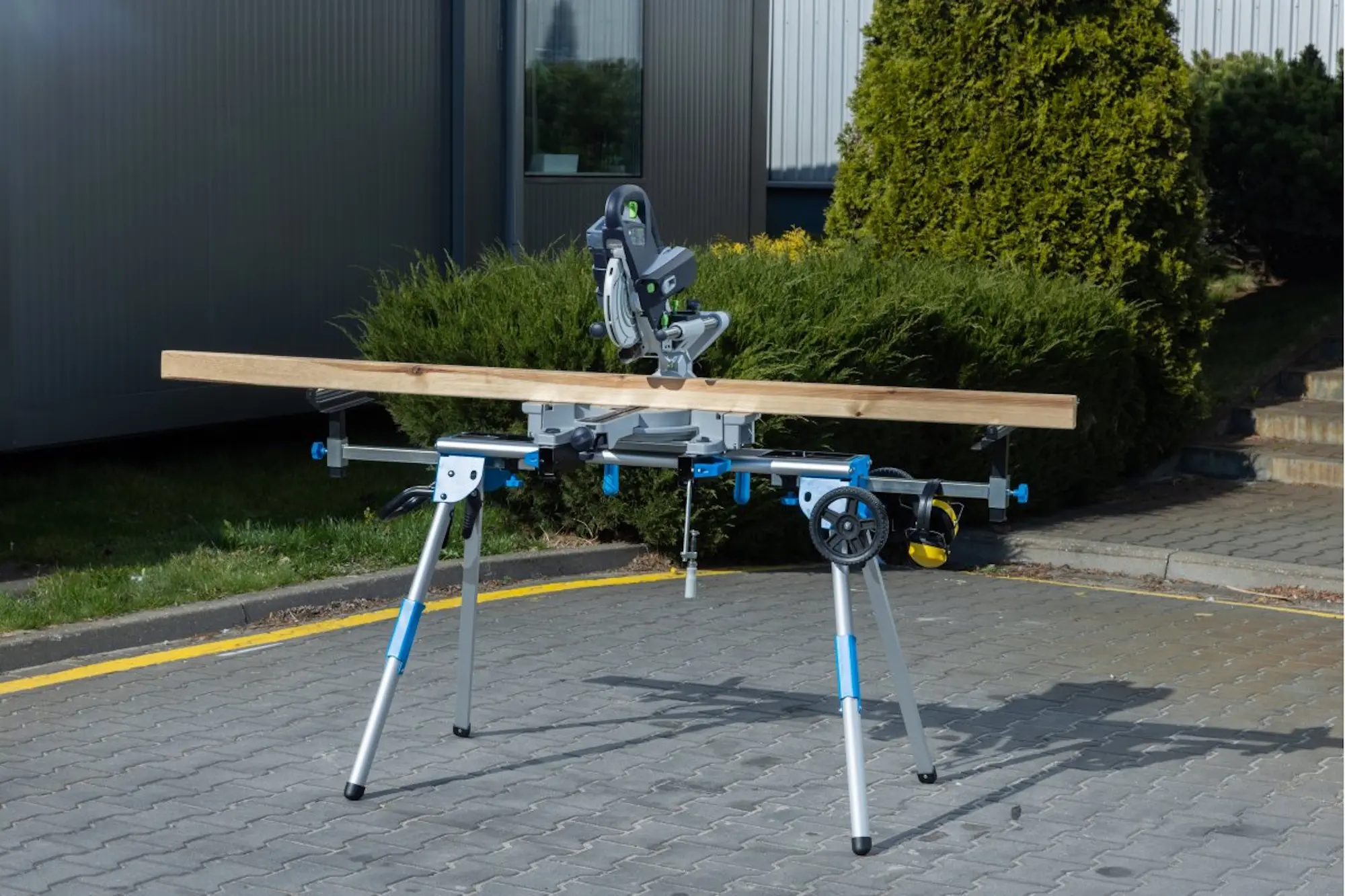 Masa pentru fierastrau circular Hoegert HT7G543