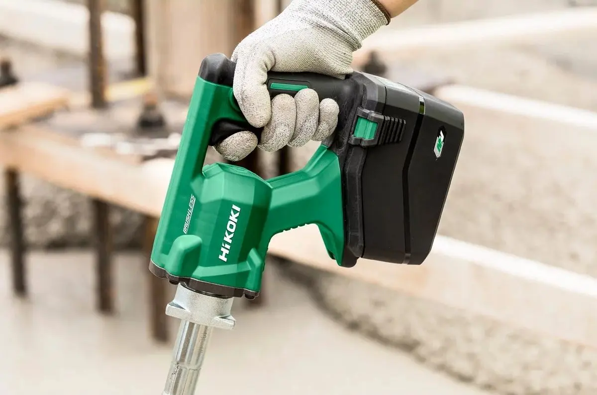 Vibrator pentru beton Hikoki UV3628DAW4Z