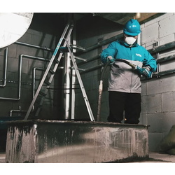 Vibrator pentru beton cu acumulator Total TCVLI202301 Solo Thumb