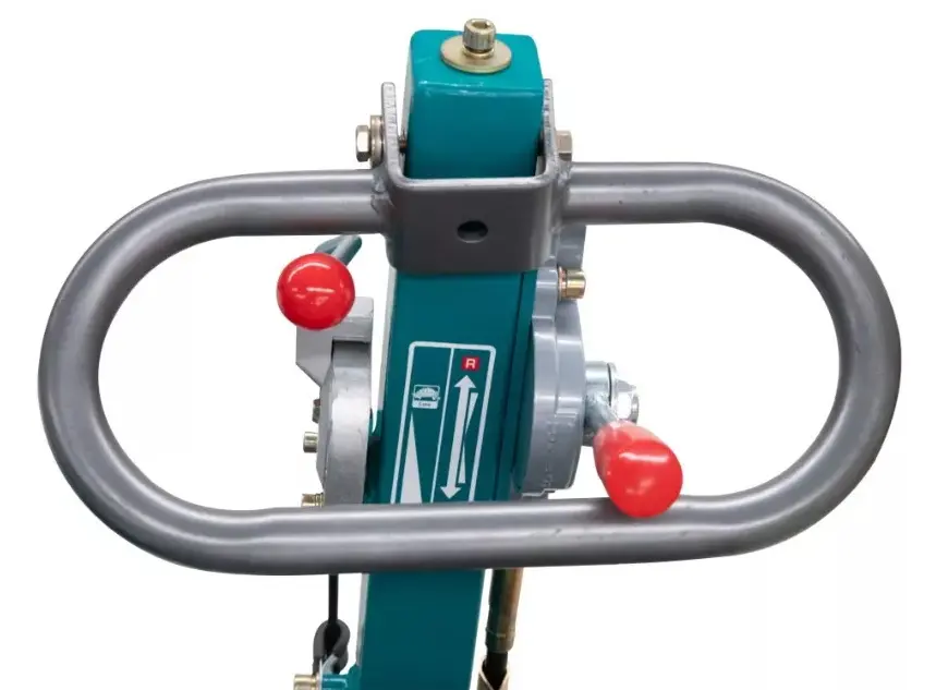 Виброплита бензиновая Total TP7125-2