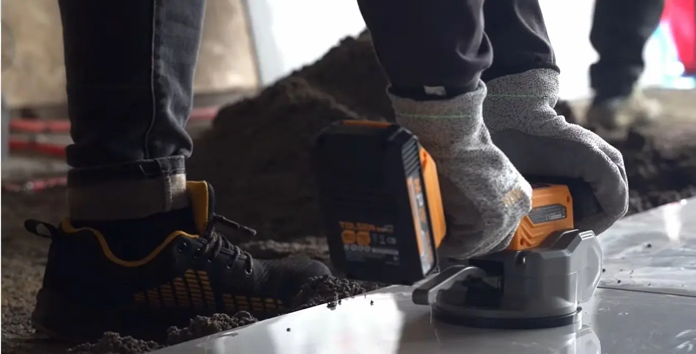 Виброплита аккумуляторная Tolsen 87331