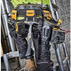 Пояс с карманами для инструментов Dewalt DWST1-75552 (Black/Yellow) Thumb