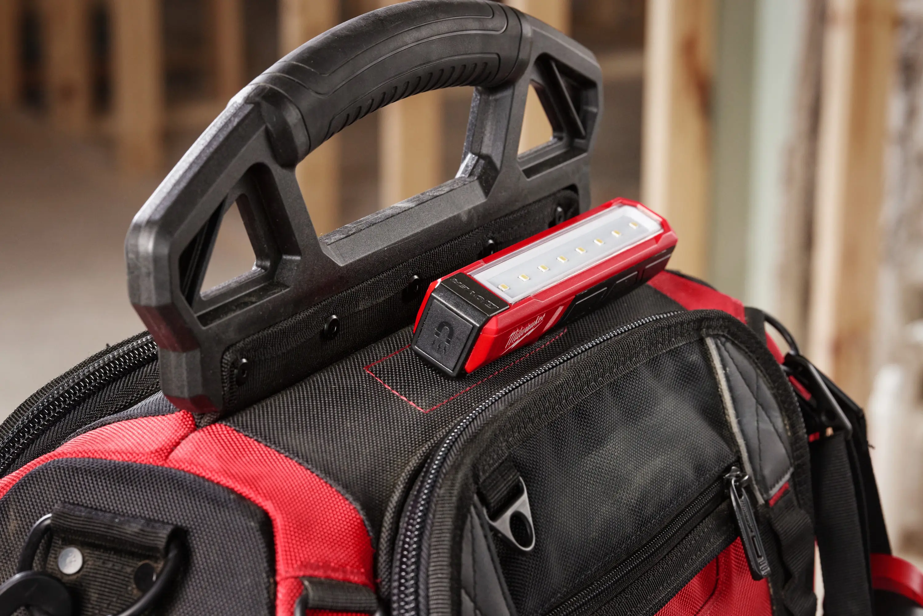 Сумка для инструментов Milwaukee Packout 4932493623 (Red/Black)