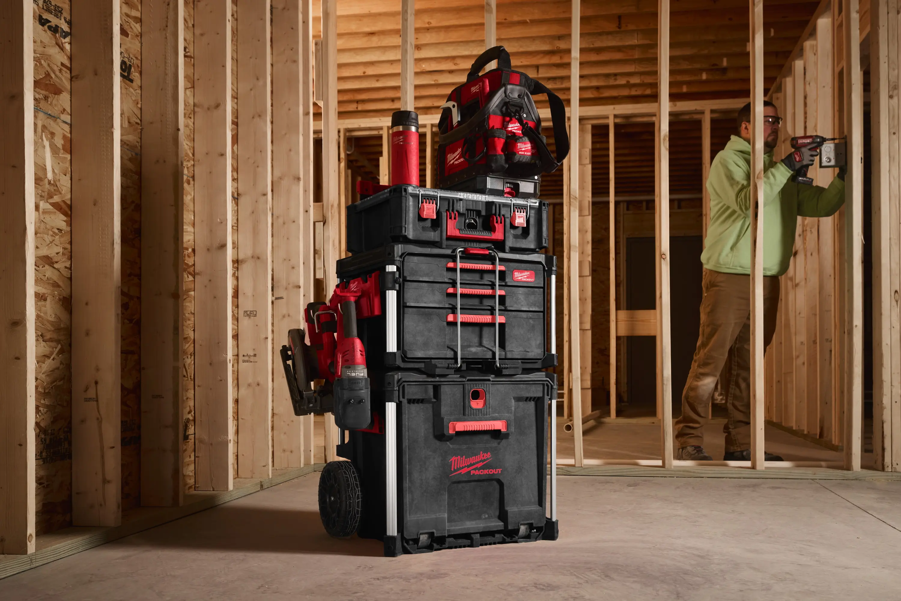 Ящик для инструментов Milwaukee PackOut 4932498651 (Black/Red) - 4