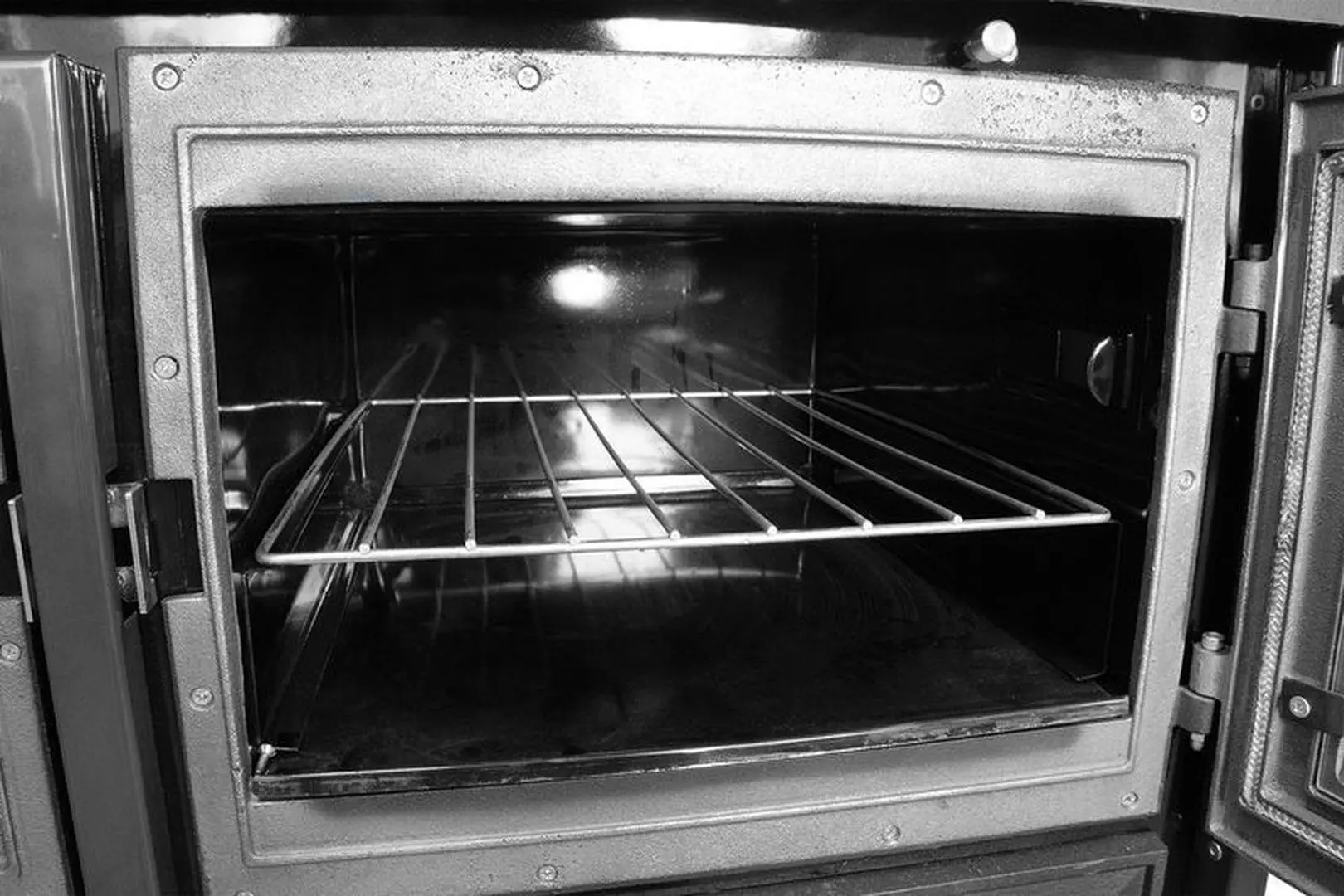 Soba-camin Strend Pro 801 Stela Right (Black)