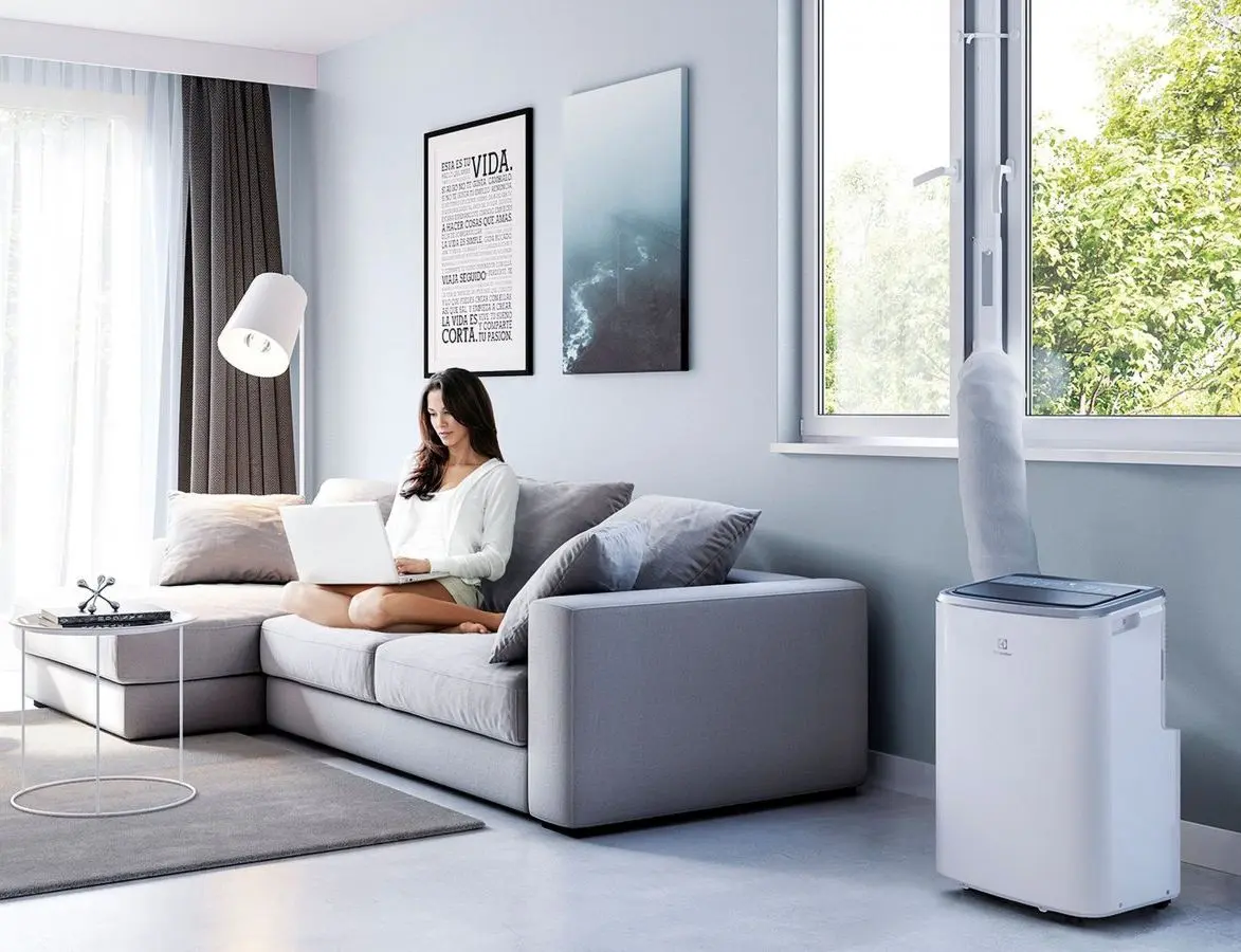 Climatizor mobil Electrolux EXP26U338CW (White) - 2