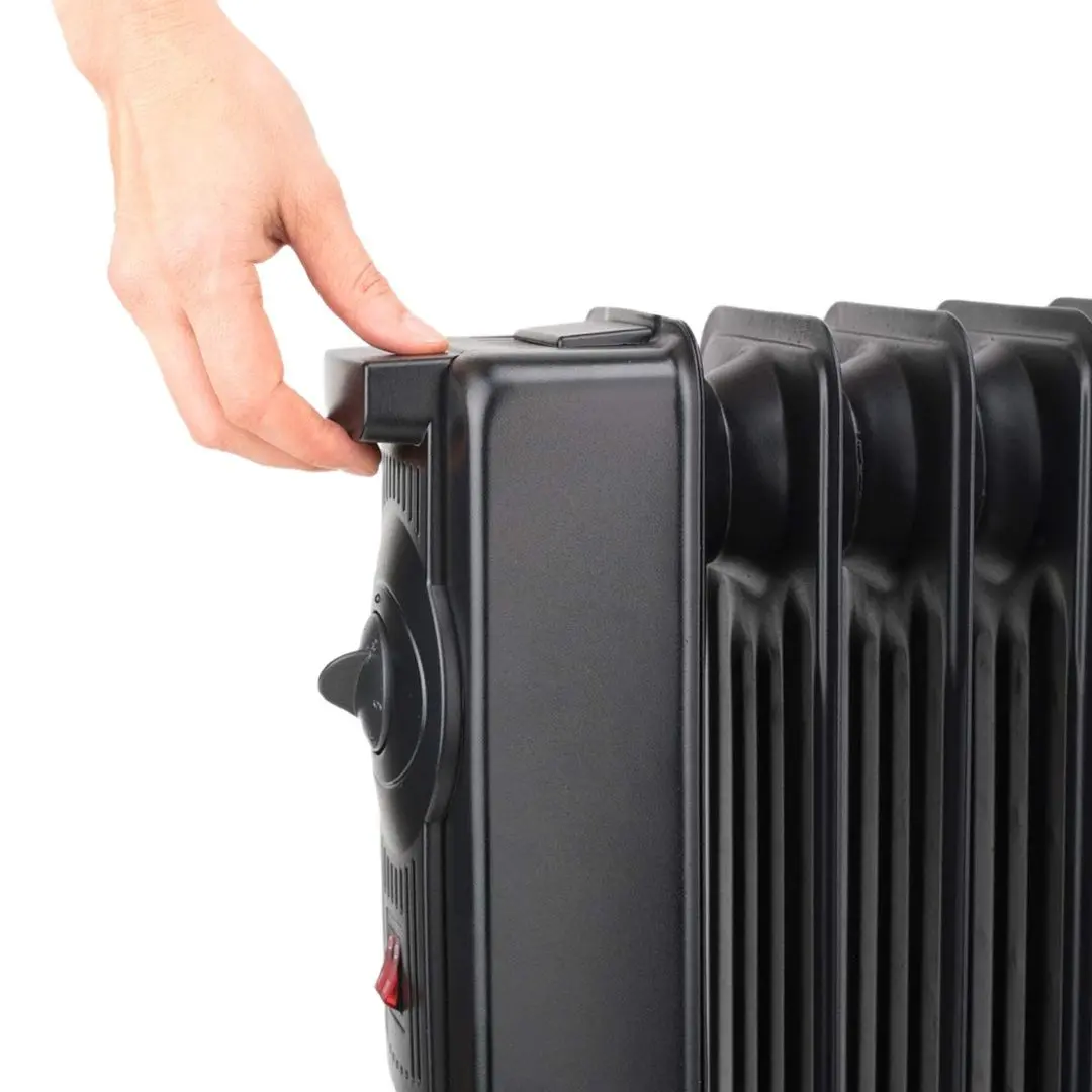 Calorifer electric cu ulei Black&Decker BXRA1500E (Black)