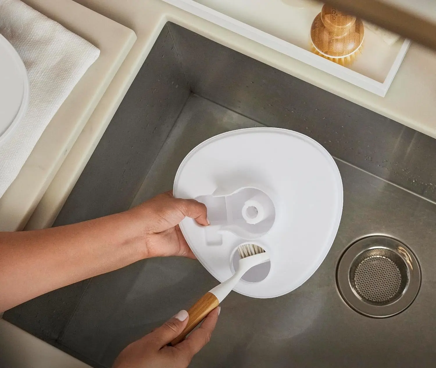 Увлажнитель воздуха 3в1 Frida Baby Breathe (White) - 6