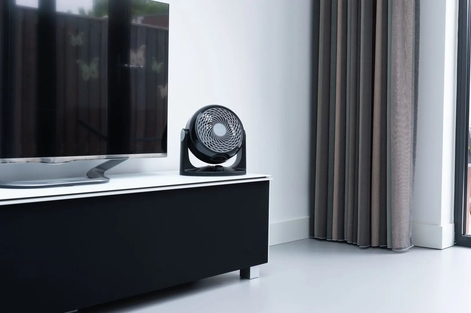 Ventilator Iris Ohyama Woozoo PCF-HD18N (Black) - 4