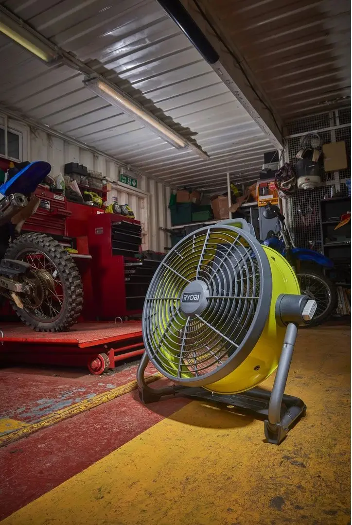 Ventilator cu acumulator Ryobi One+ R18F5-0 (Green/Grey)