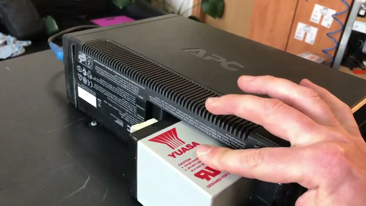 Аккумулятор для ИБП Yuasa SW280 12V/9AH (Black/White)