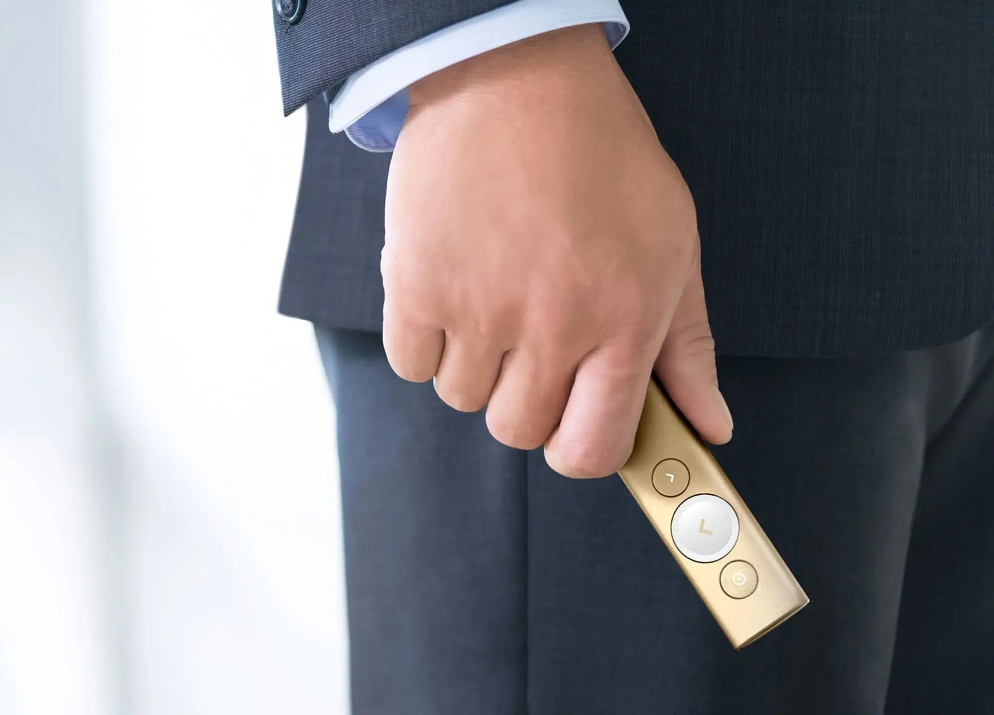 Презентер Logitech Spotlight (Gold)