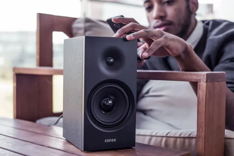 Акустическая система Edifier R1080BT (Black)