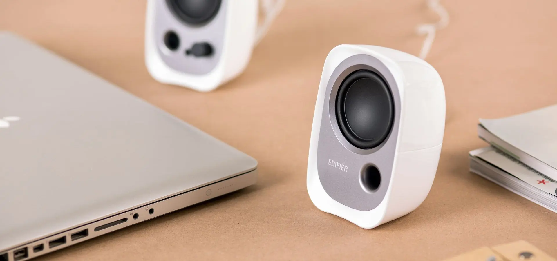 Акустическая система Edifier R12U (White)