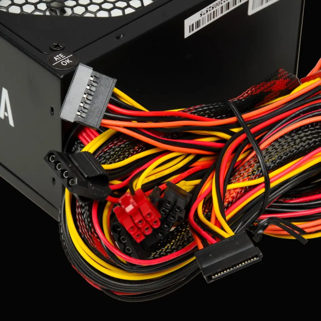 Блок питания iBOX Aurora 700W (Black)