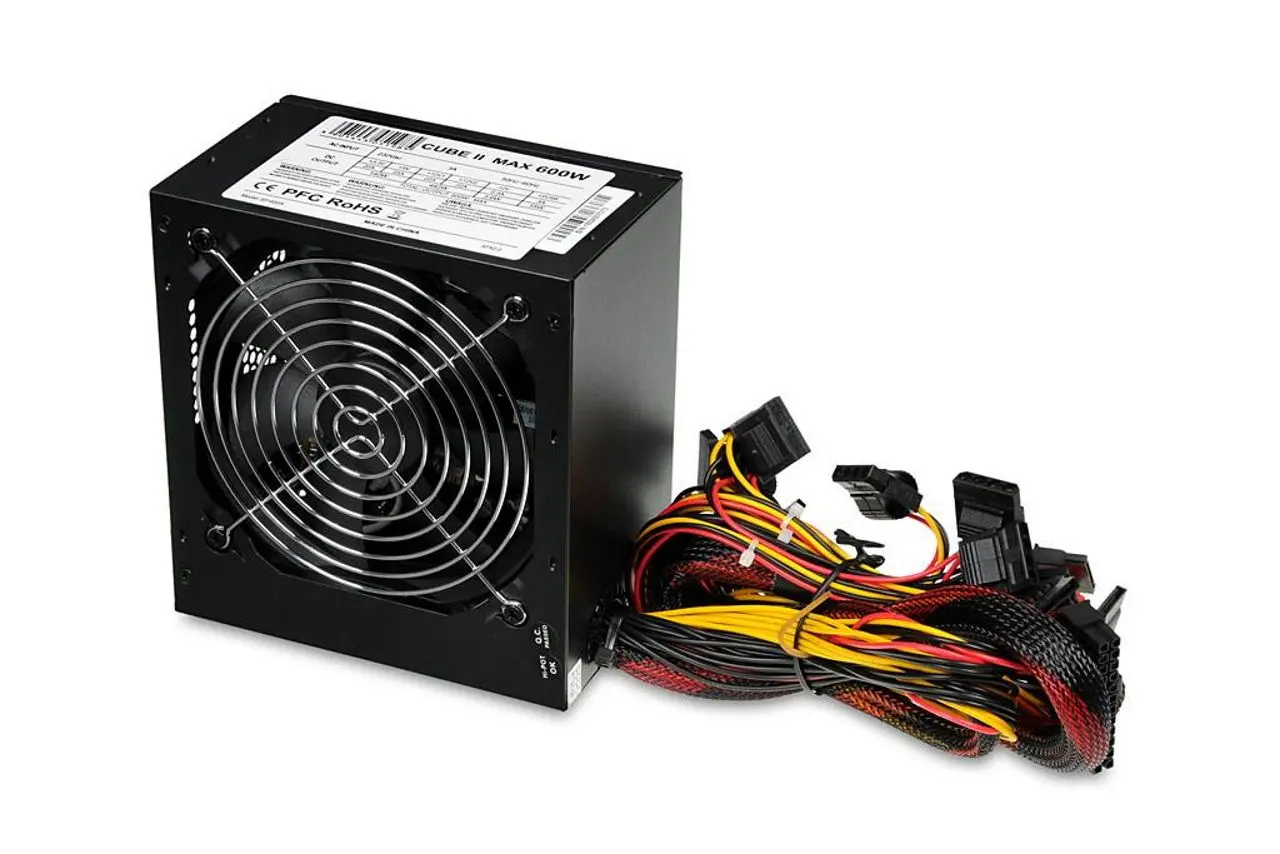 Sursa de alimentare iBOX Cube II 600W (Black)