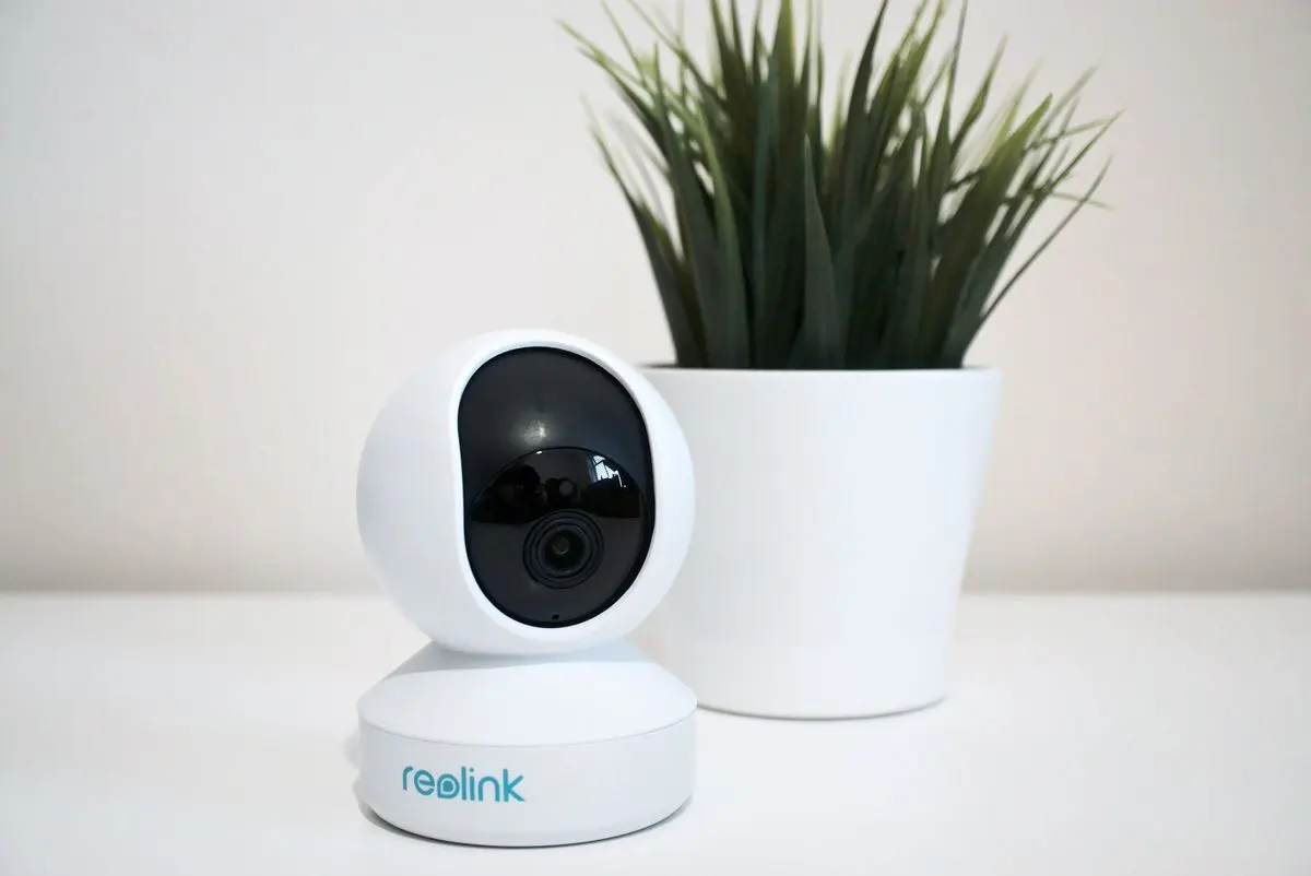 IP камера Reolink E1 Pro (White)
