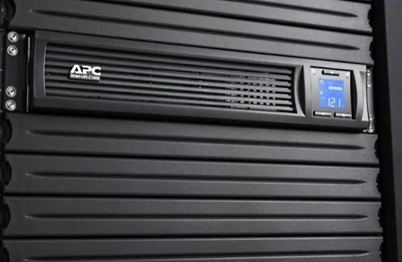 Sursa neintreruptibila APC Smart-UPS SMC1000I-2UC