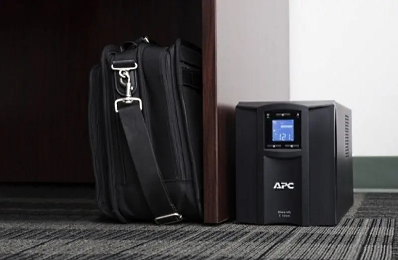 Sursa neintreruptibila APC Smart-UPS SMC1000IC