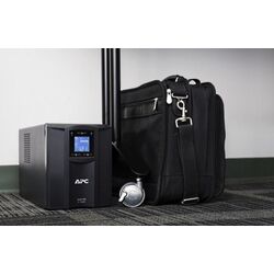 Sursa neintreruptibila APC Smart-UPS SMC1000IC Thumb