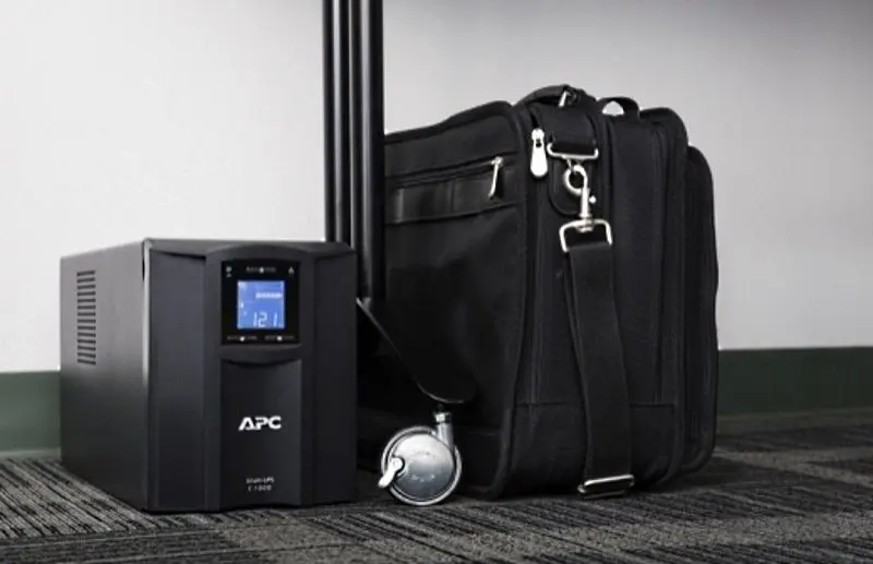 Sursa neintreruptibila APC Smart-UPS SMC1000IC