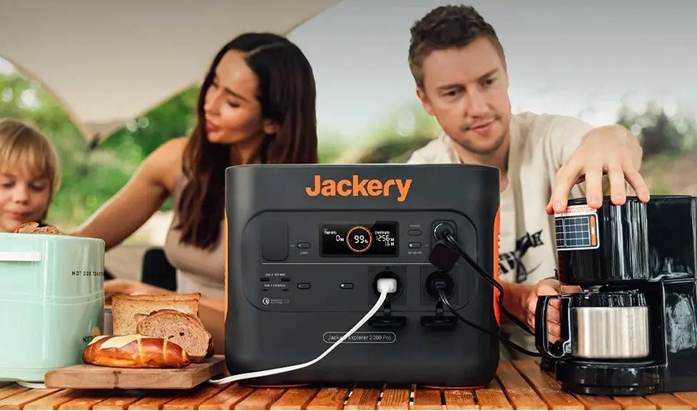 Источник бесперебойного питания Jackery Explorer 2000 Pro HTE0782000 (Black/Orange) - 4