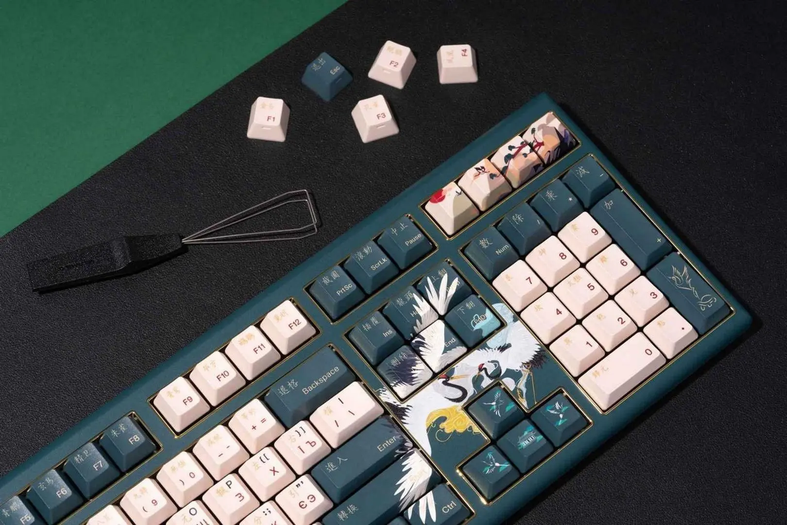 Tastatura Varmilo VBS108 Crane of Lure Cherry Mx Red (Green) - 9