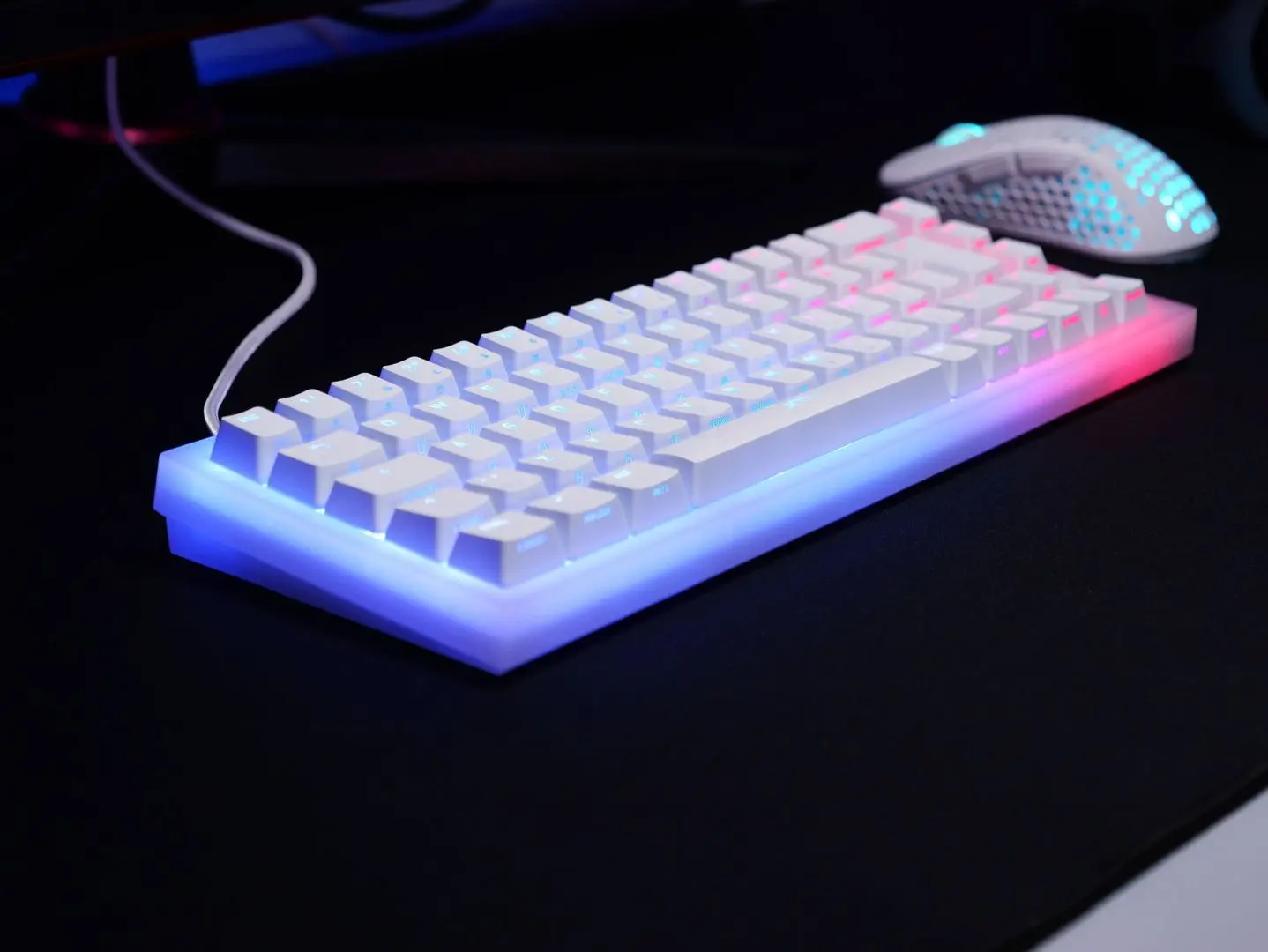 Клавиатура Xtrfy K5 Compact RGB (Transparent/White) - 13