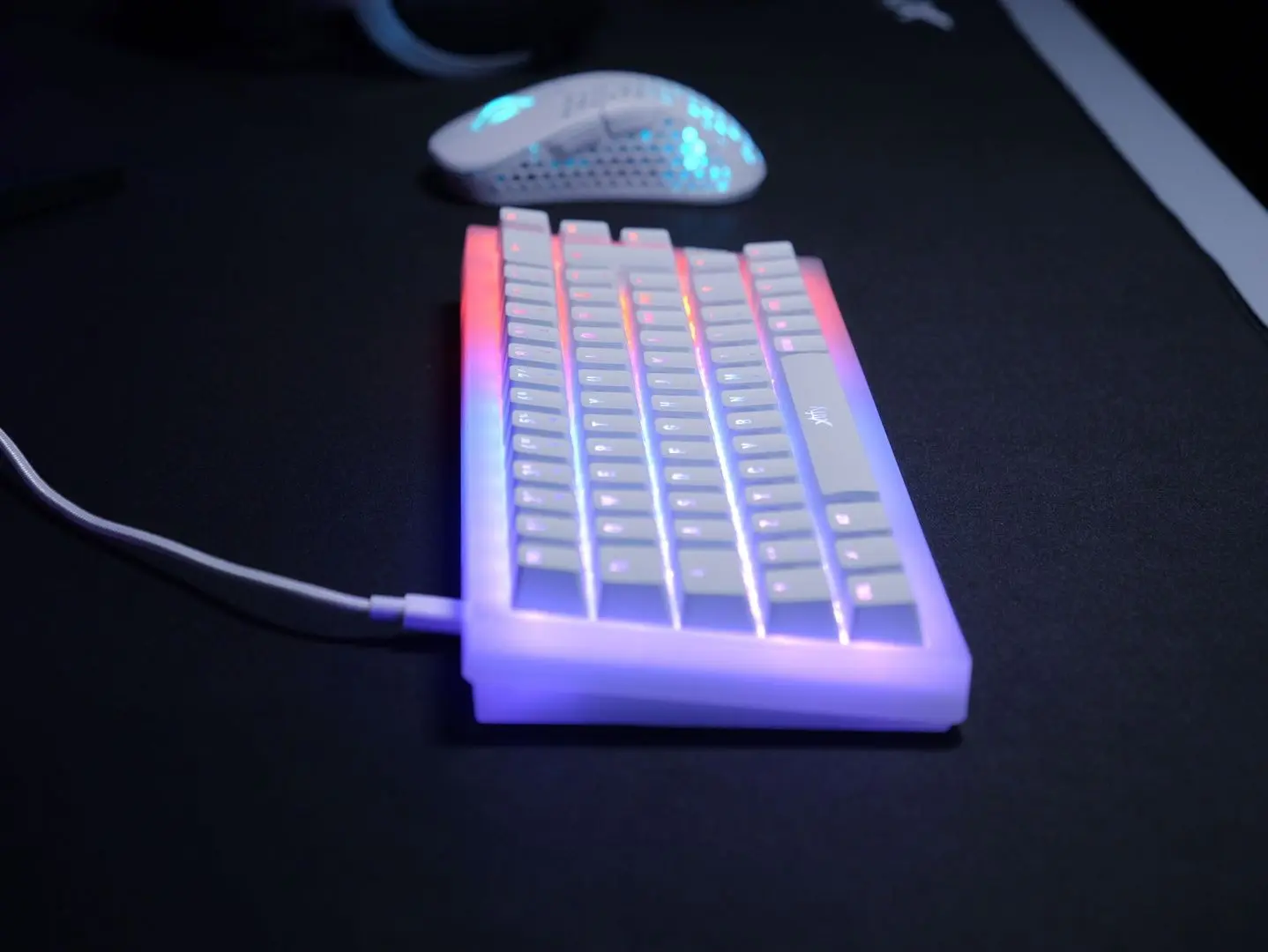 Клавиатура Xtrfy K5 Compact RGB (Transparent/White) - 9