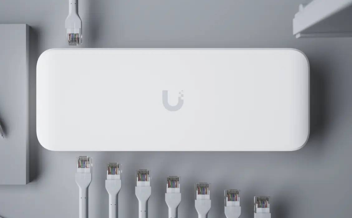 Коммутатор PoE Ubiquiti Unifi USW-Ultra-60W (White) - 5