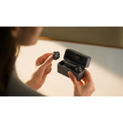 Microfon cu buclă fara fir DJI Mic Mini 2 TX + 1 RX + Charging Case (Black) Thumb