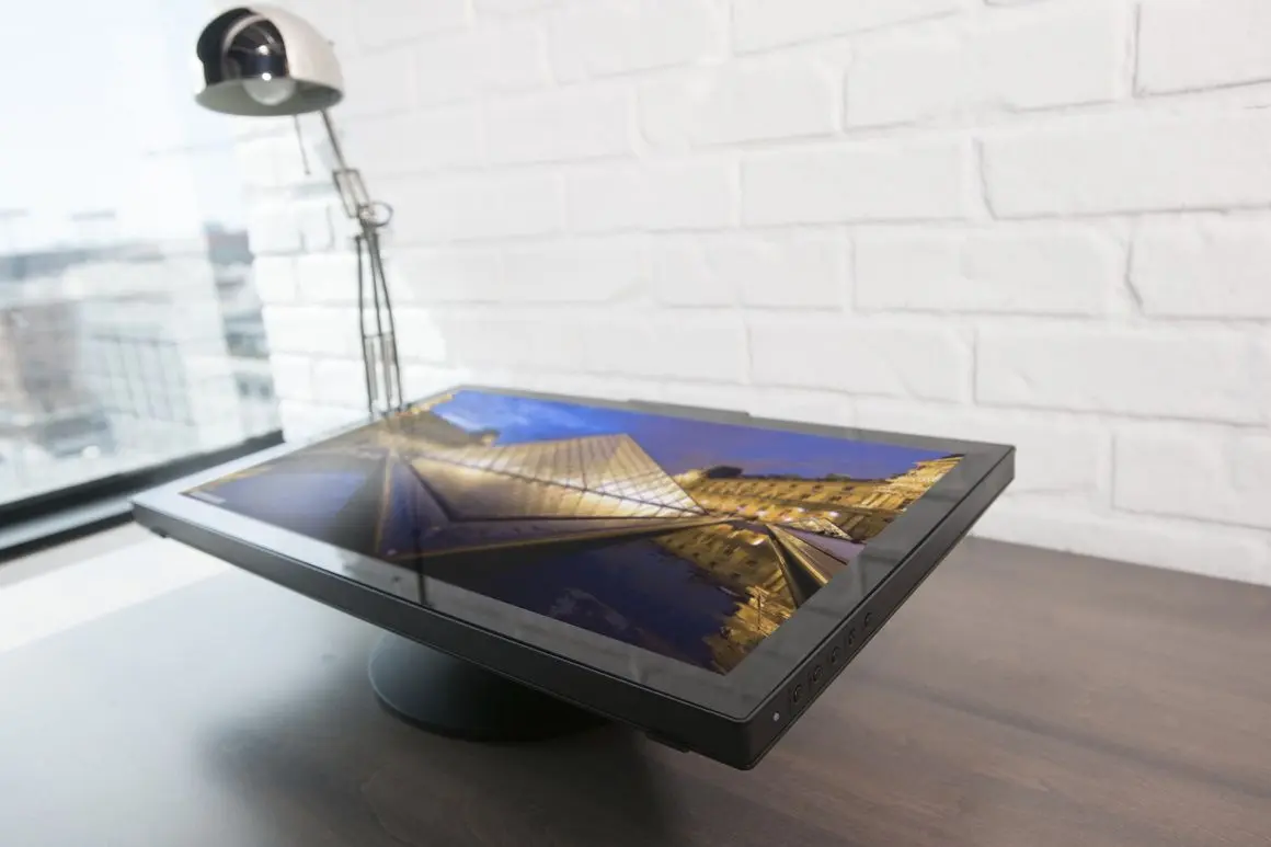 Монитор NEC 23