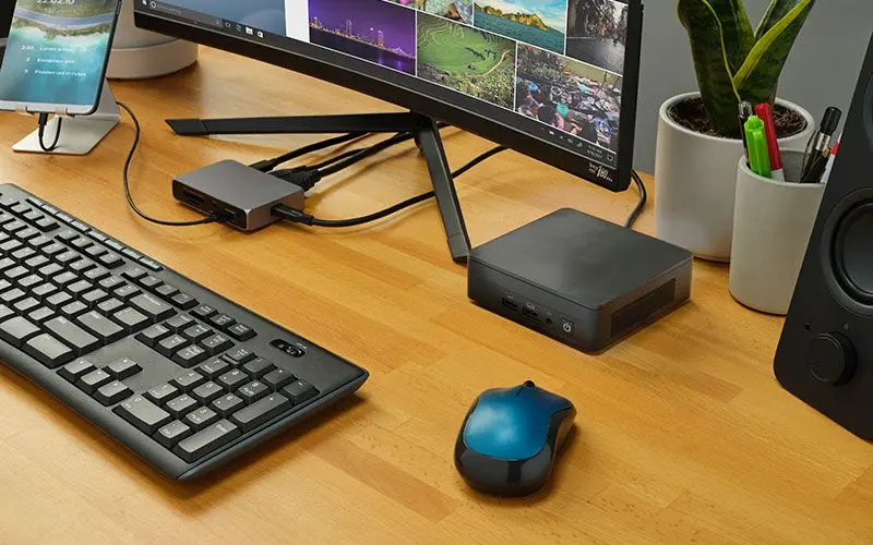 Mini PC Intel NUC 12 Pro Kit NUC12WSKi7 Intel Core i7-1260P DDR4/M.2 (Black)