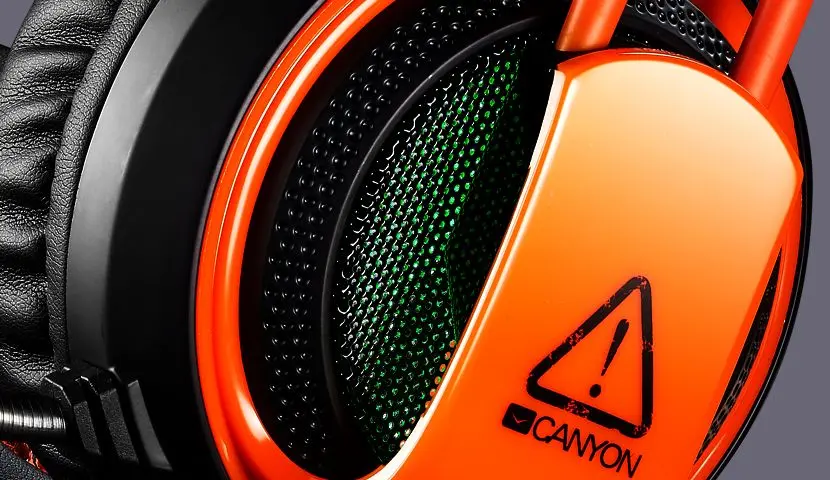 Casti Canyon Corax GH-5A (Black/Orange)