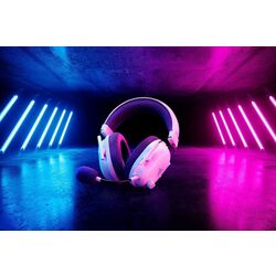 Беспроводные наушники Razer BlackShark V2 Pro 2023 (White) Thumb