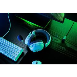 Беспроводные наушники Razer BlackShark V2 Pro 2023 (White) Thumb