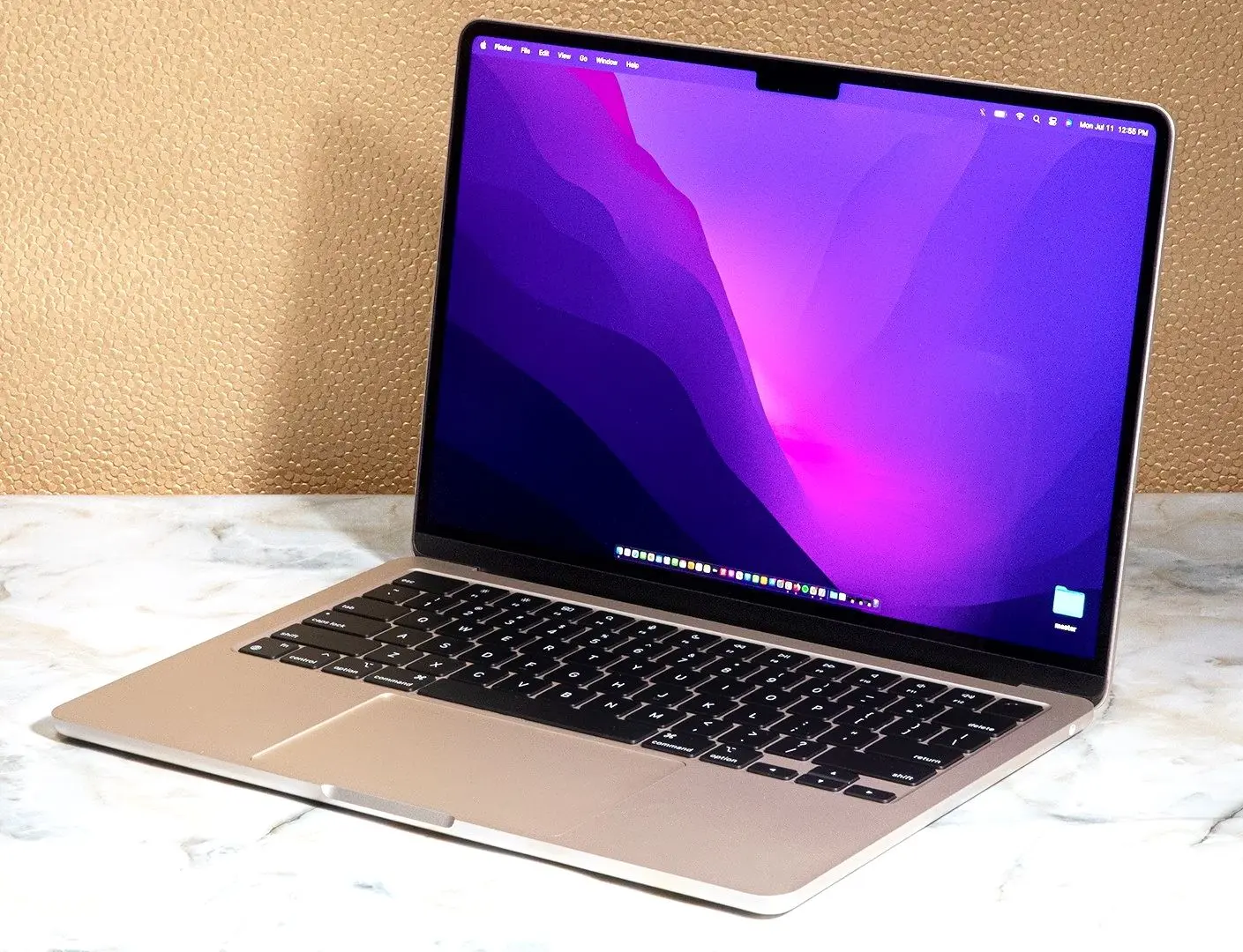 Ноутбук Apple MacBook Air 13.6 Z15Y000D9 M2 8GB DDR4/256GB SSD (Starlight)