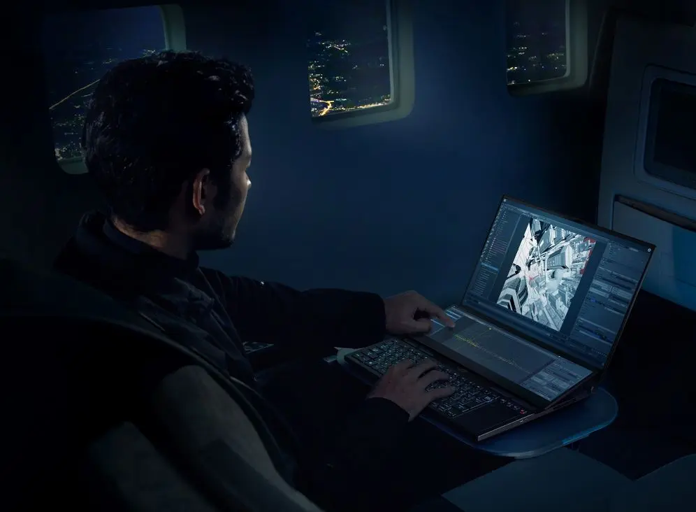 Ноутбук Asus Rog Zephyrus Duo 16 GX650RX AMD Ryzen 9 6900HX 32Gb DDR5/4TB SSD (Black)