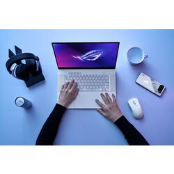 Ноутбук Asus ROG Zephyrus G16 GA605WV-QR096W AMD Ryzen AI 9 HX370 2x16GB DDR5/1TB SSD (Platinum White) Thumb