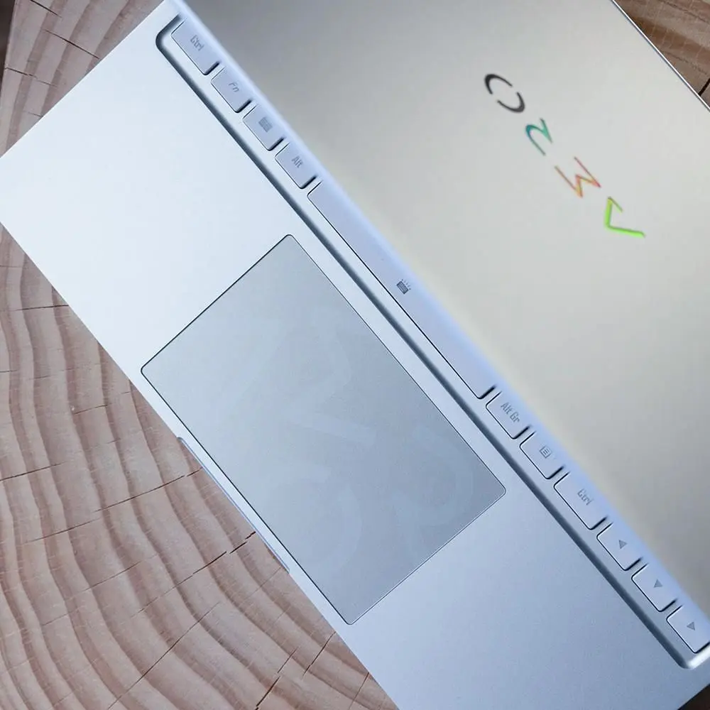 Laptop Gigabyte Aero 14 OLED BMF-H2EEBB3SH Intel Core i7-13700H 16GB LPDDR5/1TB SSD Win11 Home (Twilight Silver) - 14