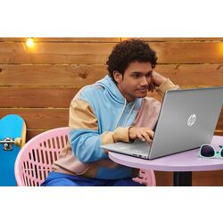 Laptop HP 17-cn0053cl Intel Core i5-1135G7 Intel Iris Xe Graphics 12GB DDR4/1TB SSD (Silver) Thumb